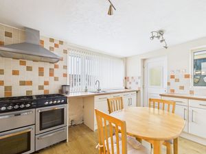 Photo 8- click for photo gallery